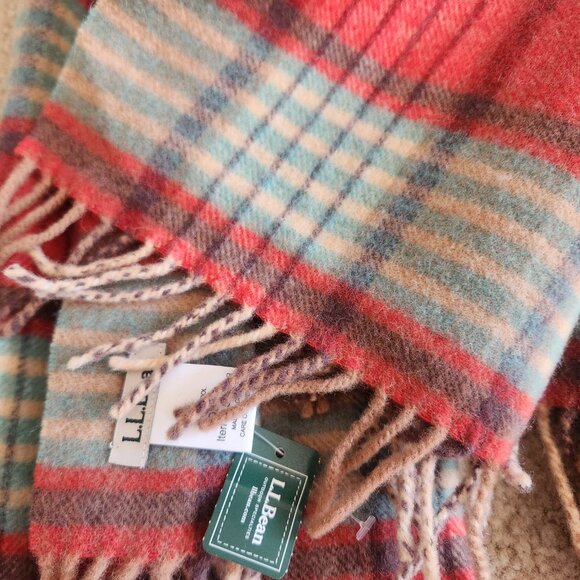 NWT 100% Wool L.L. Bean Plaid Scarf - Picture 1 of 4